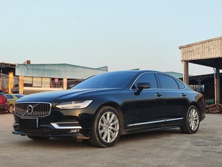 沃尔沃S90 2.0T 