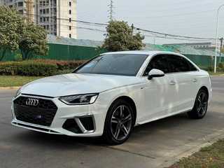 奥迪A4L 40TFSI 2.0T 自动 时尚动感型 
