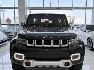 北京80 2.3T 自动 尊享版 