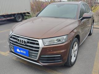 奥迪Q5L 40TFSI 2.0T 自动 荣享进取型 