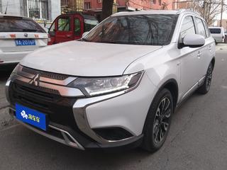 三菱欧蓝德 2.4L 自动 致享版 