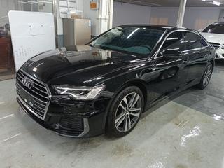 奥迪A6L 40TFSI 2.0T 自动 豪华动感型 