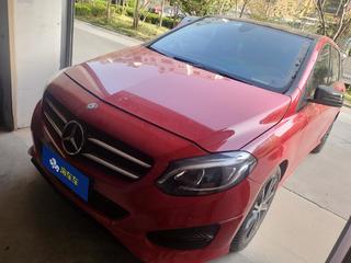 奔驰B级 B200 1.6T 自动 豪华型 