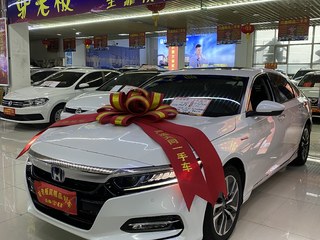 雅阁 2.0L 锐领版 