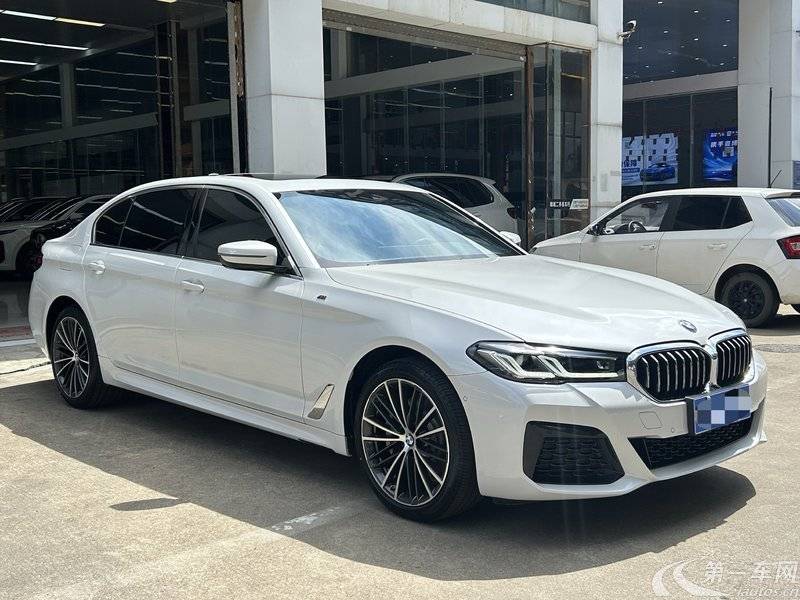 宝马5系 530Li 2022款 2.0T 自动 汽油 改款领先型M运动套装 (国Ⅵ) 