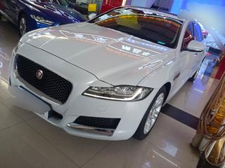 捷豹XFL 2.0T 