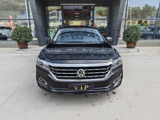 帕萨特 2.0T 330TSI精英版 
