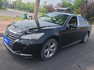 丰田皇冠 2.0T 