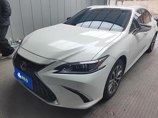 雷克萨斯ES 300h 