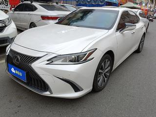 雷克萨斯ES 200 