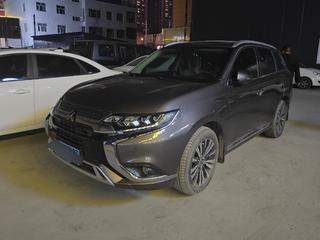 三菱欧蓝德 2.4L 自动 致享版 