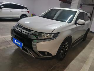 三菱欧蓝德 2.0L 