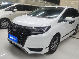 艾力绅 2.0L 豪华版 
