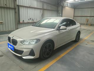 宝马1系 1.5T 