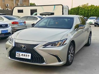 雷克萨斯ES 200 