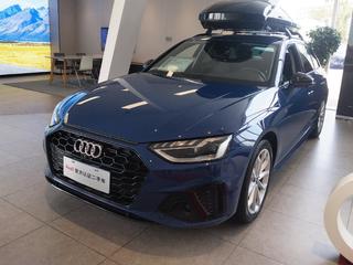 奥迪A4旅行 2.0T 时尚动感型 