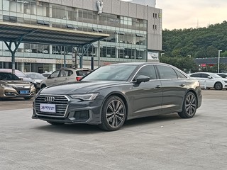 奥迪A6L 45TFSI 