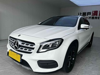 奔驰GLA 200 1.6T 自动 时尚型 