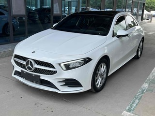 奔驰A级 1.3T 