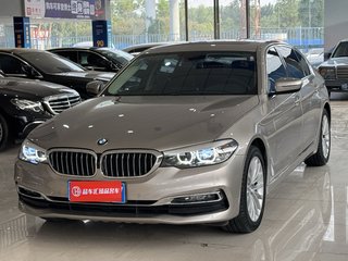 宝马5系 530Li 
