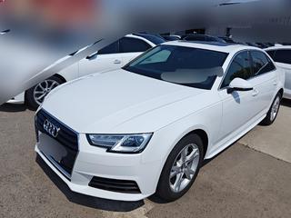 奥迪A4L 40TFSI 