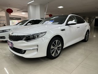 起亚K5 2.0L 自动 LUXURY 