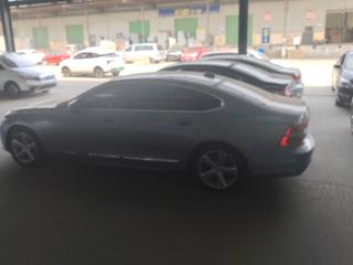 沃尔沃S90 2.0T 