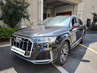 奥迪Q7 3.0T 运动型quattro-S-line 