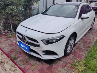 奔驰A级 1.3T 